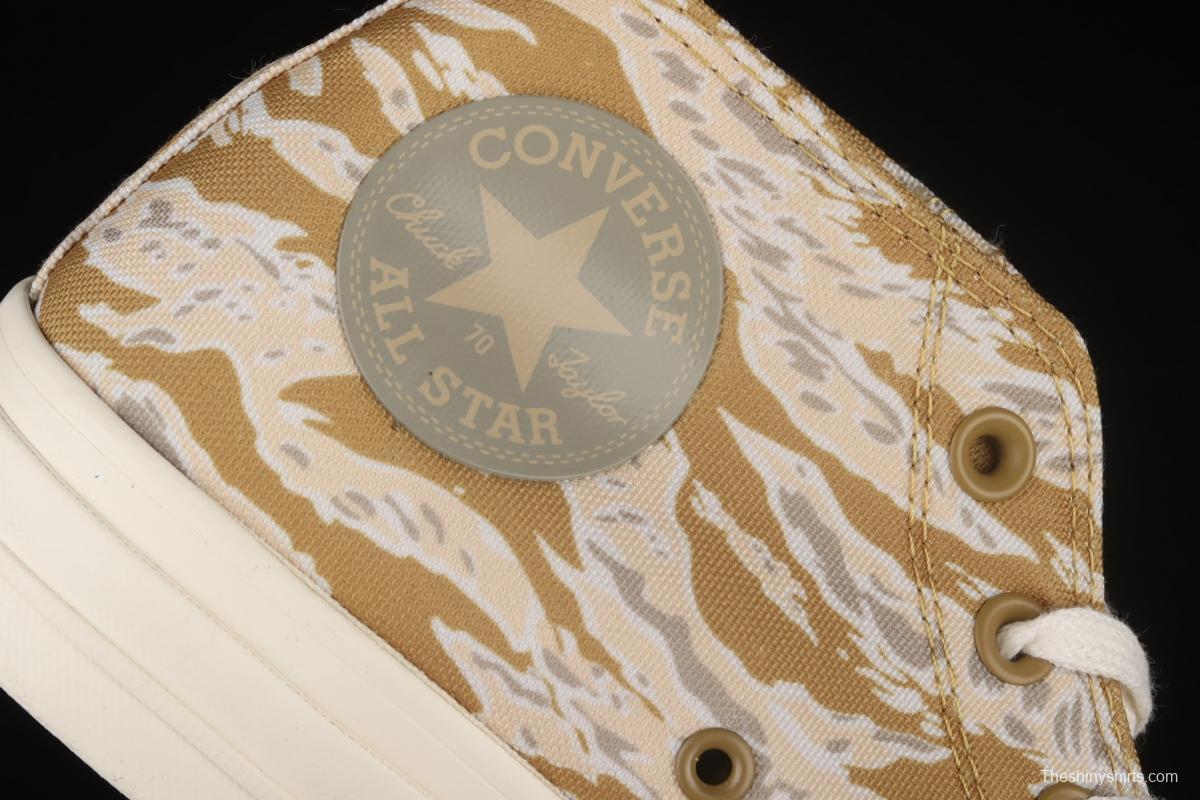 UNDEFEATED x Converse Half Chuck 70 Mid year of the Tiger pattern limited high-top casual board shoes 172396C