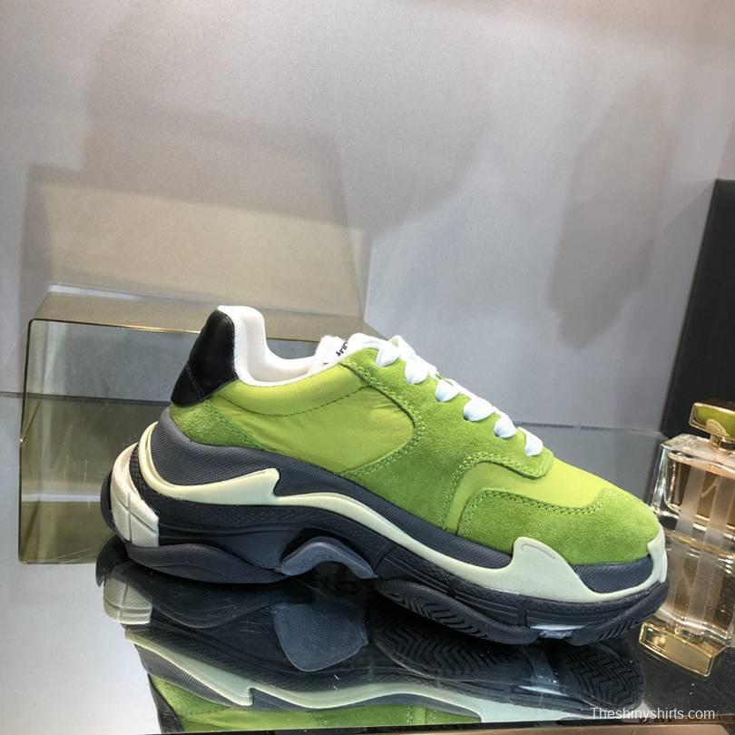 Men/Women Balenciaga Triple S 2.0 Sneaker Green Item 6380340