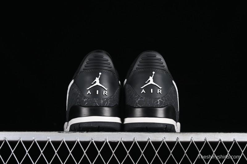 Air Jordan Legacy AJ312 Low Sneakers