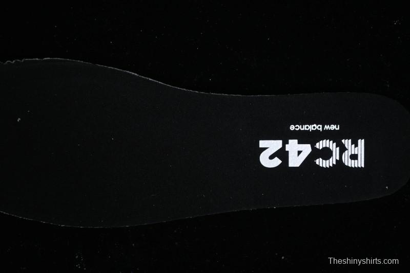 New Balance RC24 Series Retro Football-Inspired Casual Sneakers - URC42LB