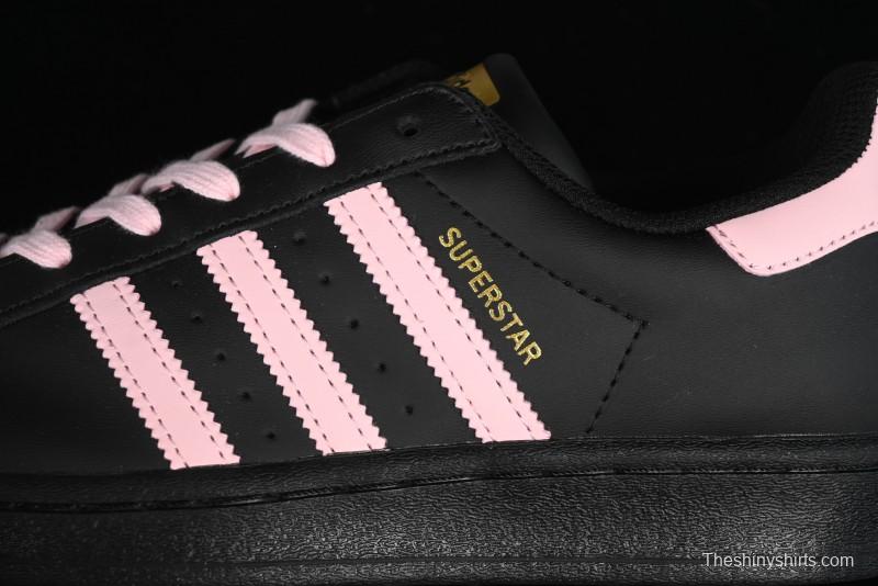 Adidas Superstar EG4959 Casual Sneakers with Shell Toe Design