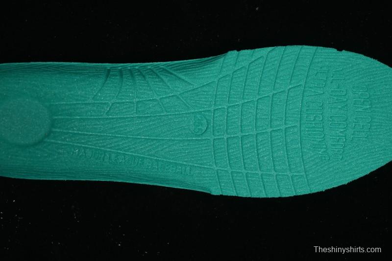 New York Yankees MLB Bigball Chunky Window Velvet Monogram Thick Sole Casual Running Shoes - 3ASHWVM4643BRS