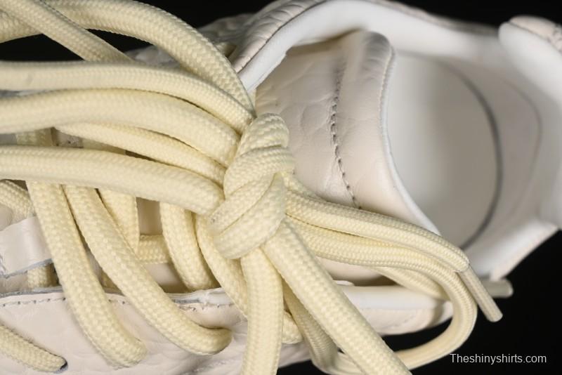 Alexander McQueen Flexion Retro Sneakers in Off-White with Anatomical Design and Split Sole - 2024s