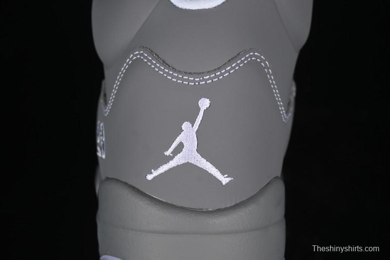 Nike Air Jordan 5 Retro Basketball Shoes with Grey Wolf Colorway - 136027-005