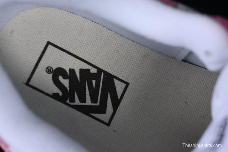 Vans Knu Skool Low-Top Retro Chunky Sneakers with Original Big Logo - VN000CRPBAK