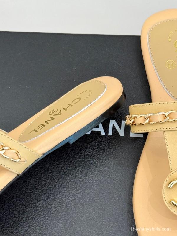 2025 Women Chanel Beige Lambskin Chain Toe Post Sandals KFY00250