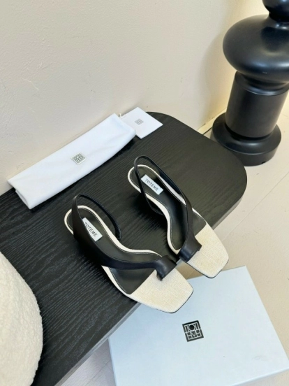 2025 Women Toteme Black White Leather Slingback Sandals