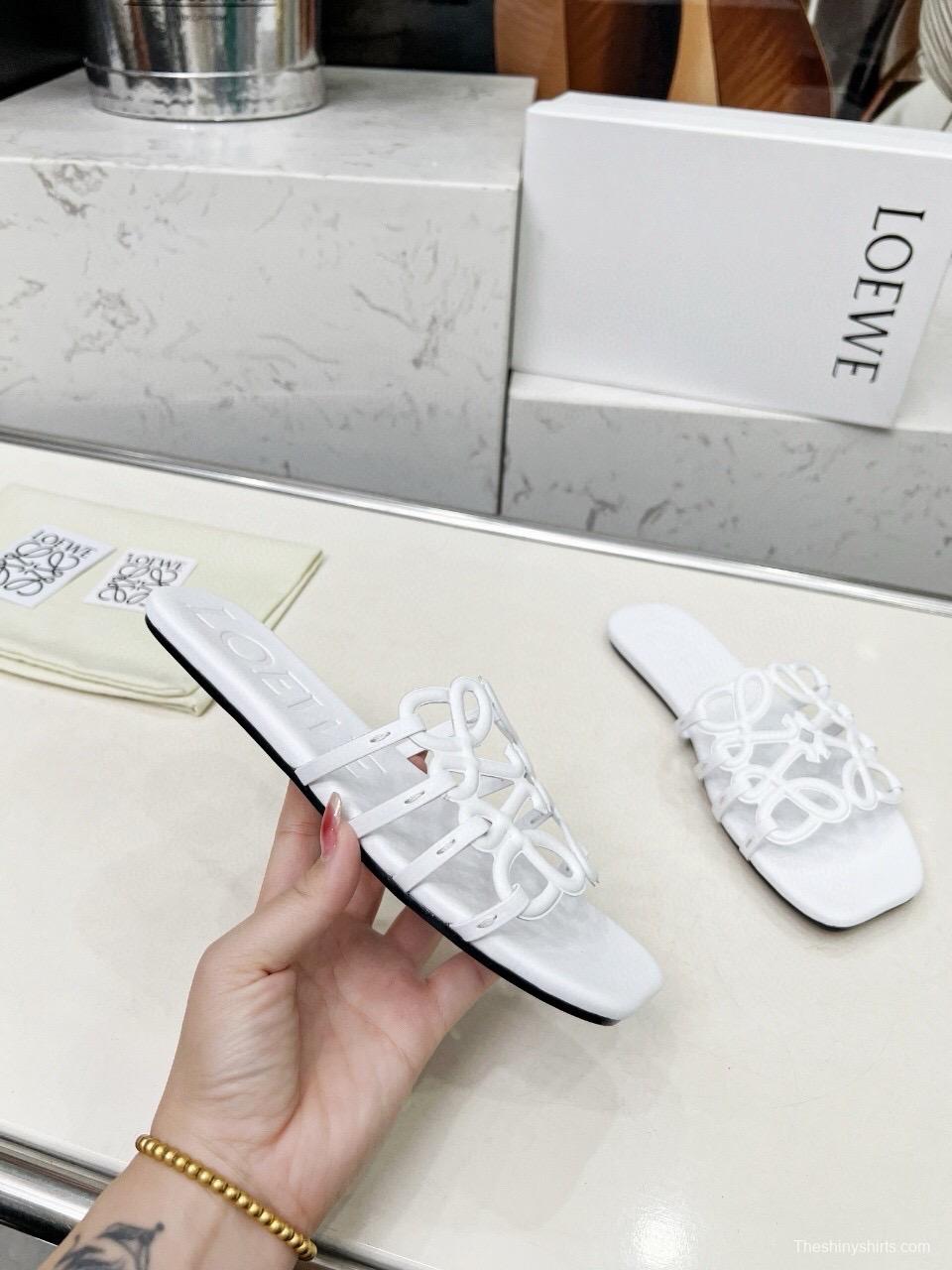 2025 Slippers Loewe White Leather Limited Edition LY00190