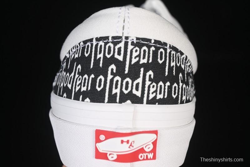 Vans Era 44 Low-Top Casual Skate Shoes with All-Over Logo Print - VN0A3MQ5PZP1