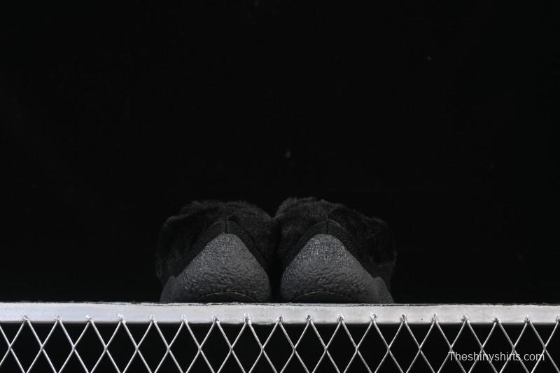 Keen Howser III Slide Winter Plush Casual Lifestyle Shoes - 1029436